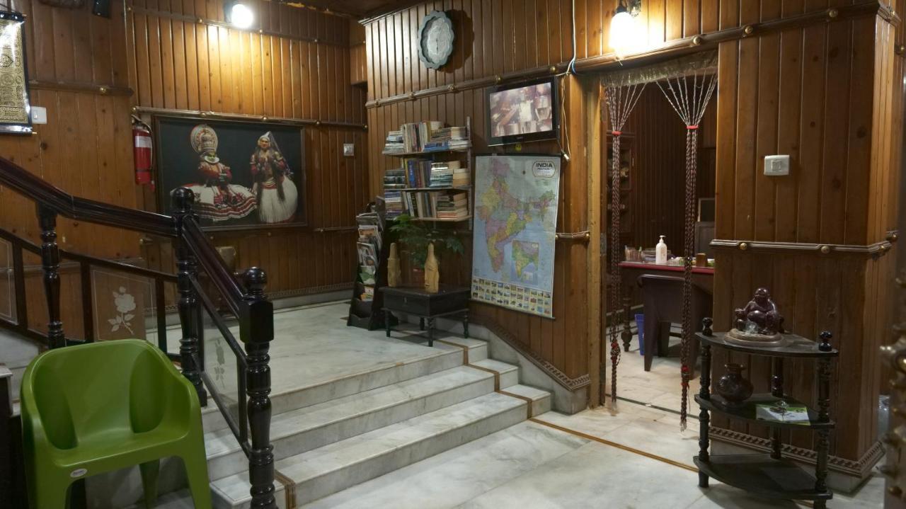 Hotel White Rose Kochi Dış mekan fotoğraf