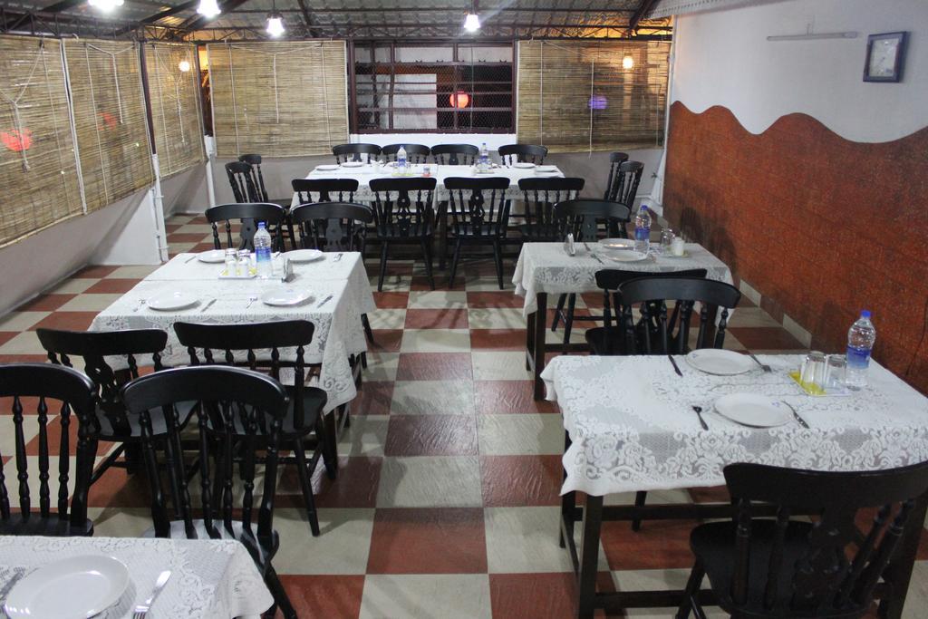 Hotel White Rose Kochi Dış mekan fotoğraf