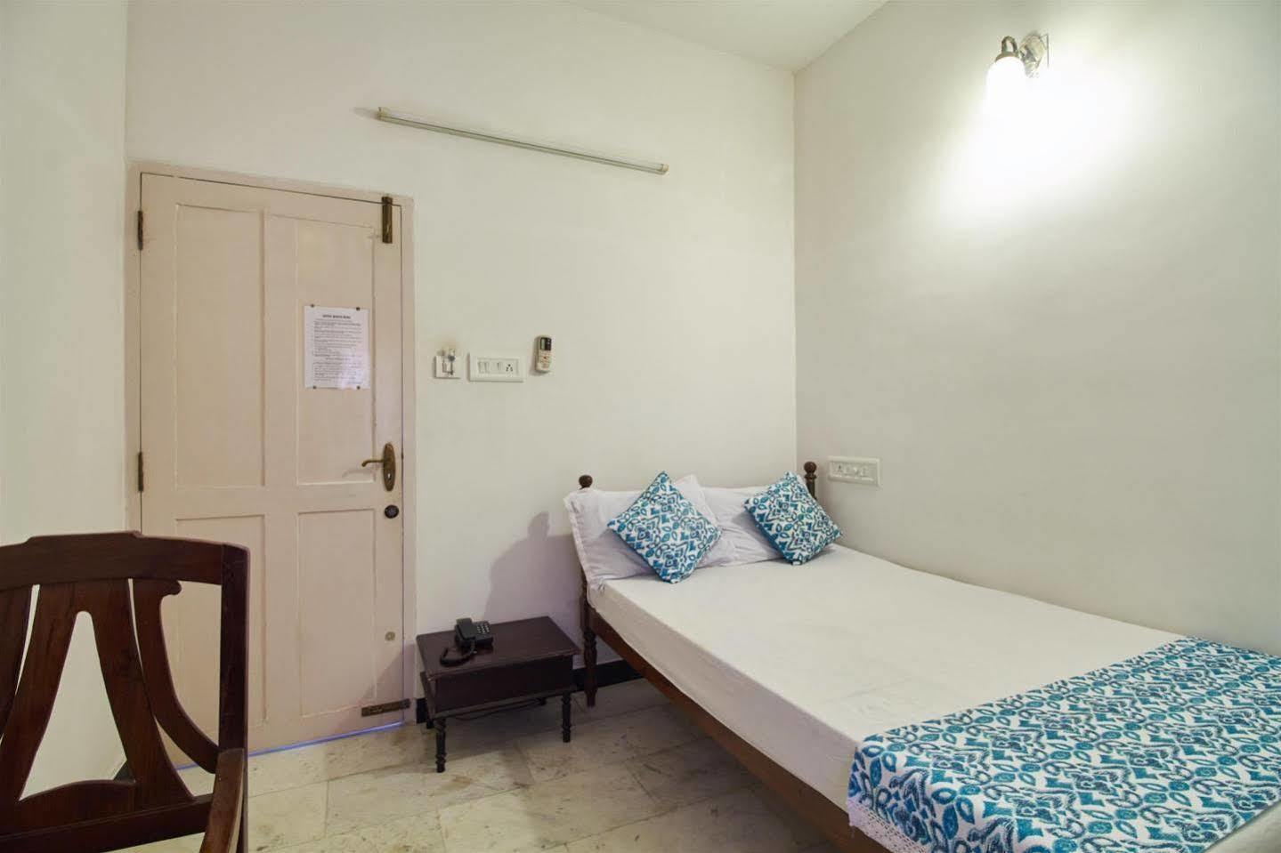 Hotel White Rose Kochi Dış mekan fotoğraf