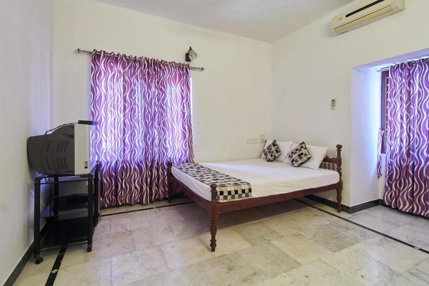 Hotel White Rose Kochi Dış mekan fotoğraf