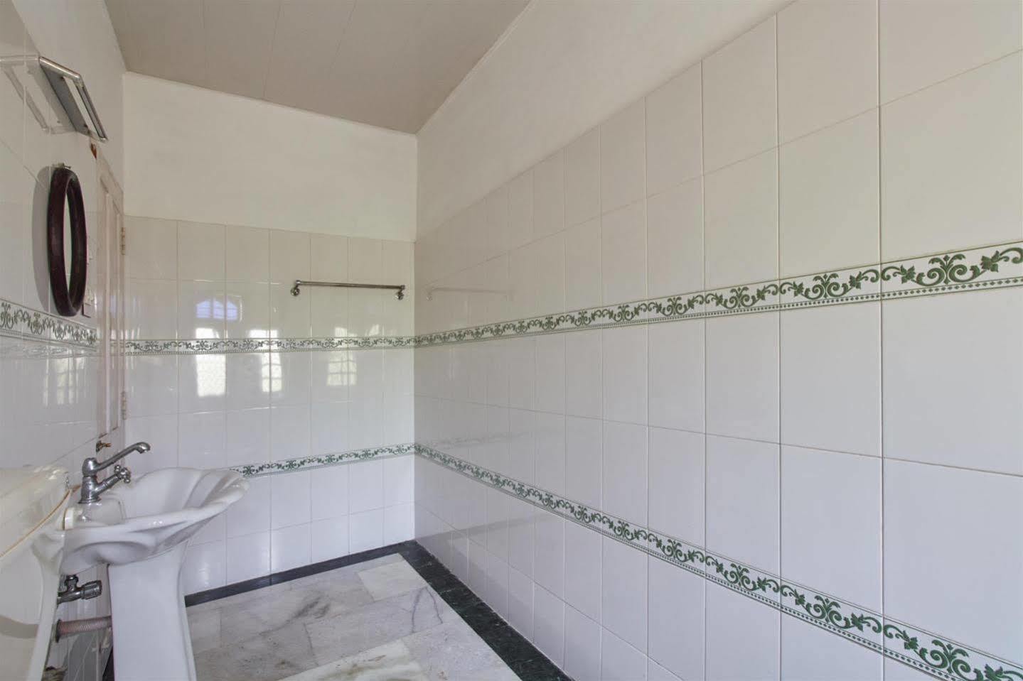 Hotel White Rose Kochi Dış mekan fotoğraf