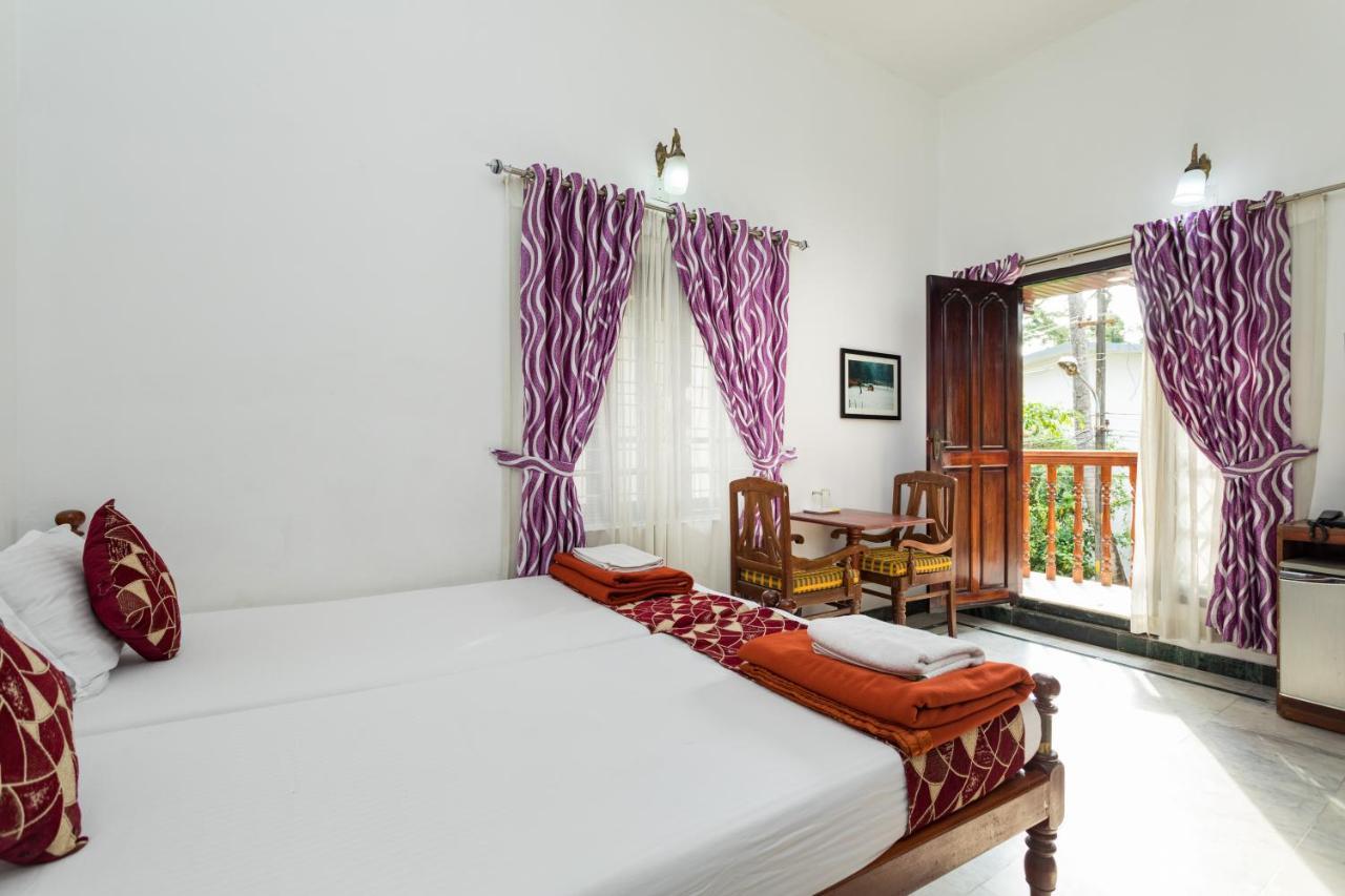 Hotel White Rose Kochi Dış mekan fotoğraf