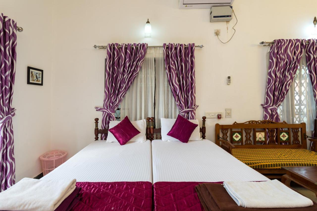 Hotel White Rose Kochi Dış mekan fotoğraf