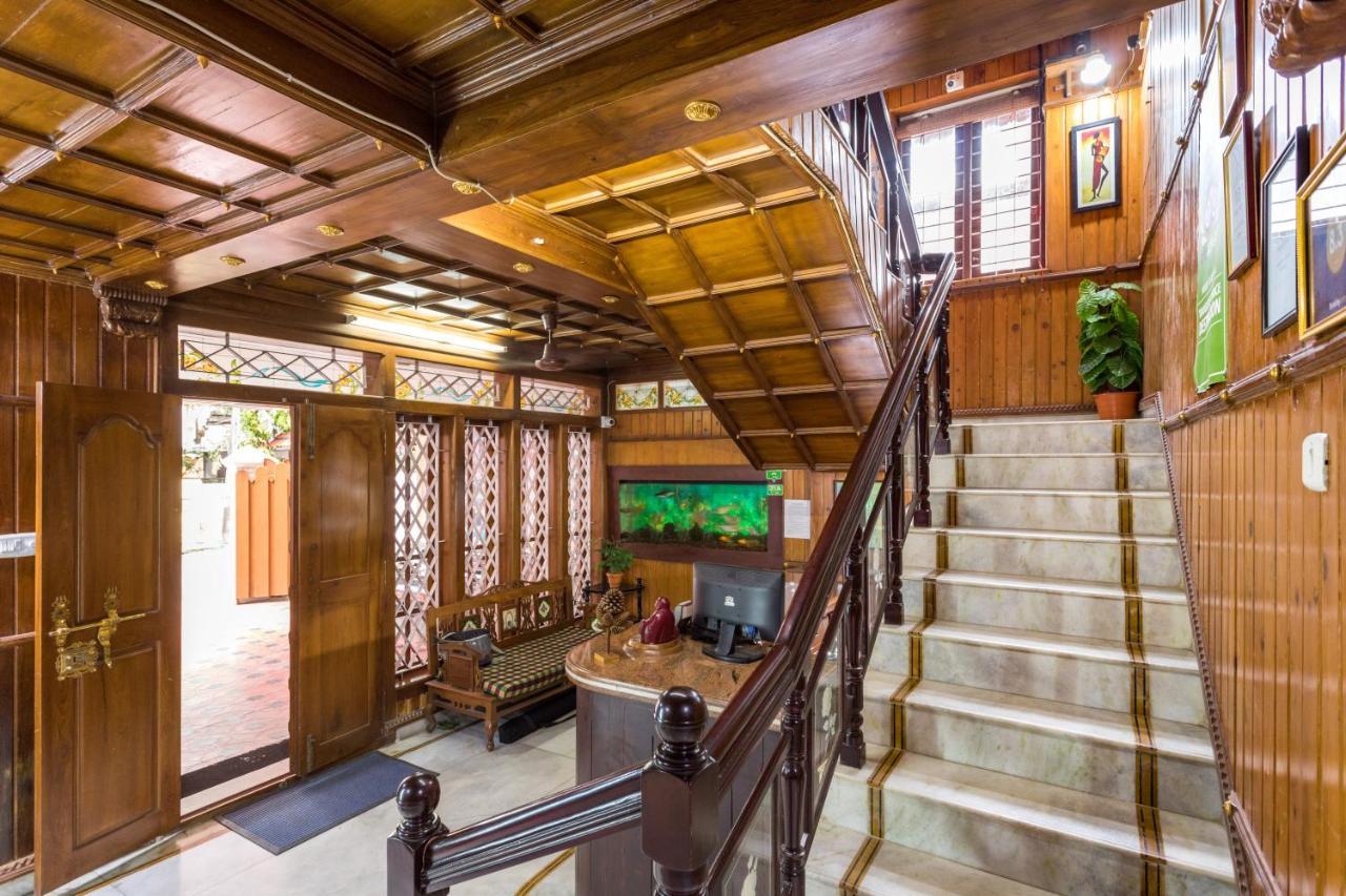 Hotel White Rose Kochi Dış mekan fotoğraf